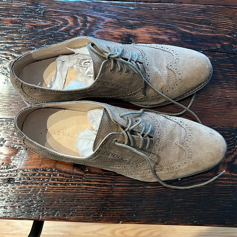 Cole Haan D42611 Beige Leather Spectator Style Oxfords